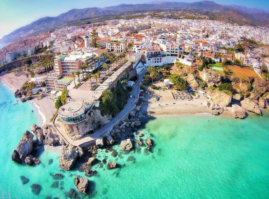 Playa Burriana, Tva Terasser, Havsutsikt, Pool Nerja Extérieur photo